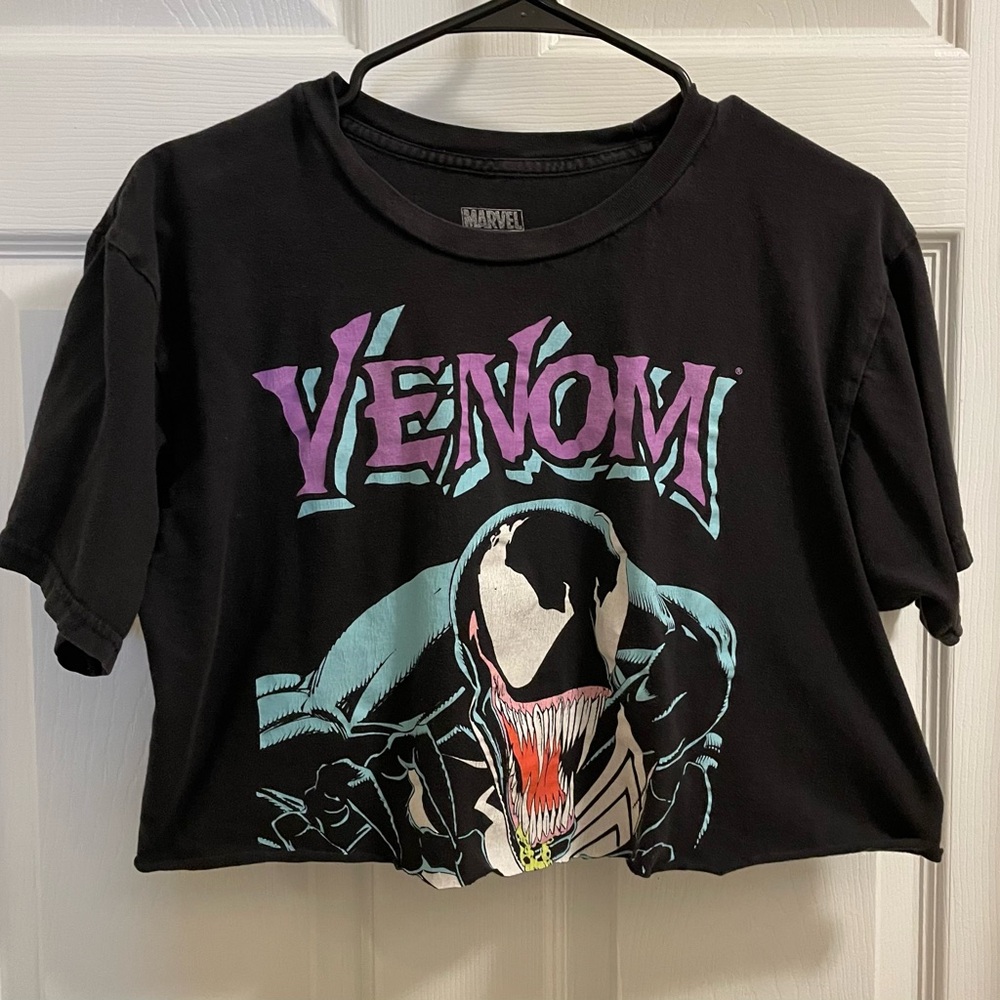 Venom crop top
